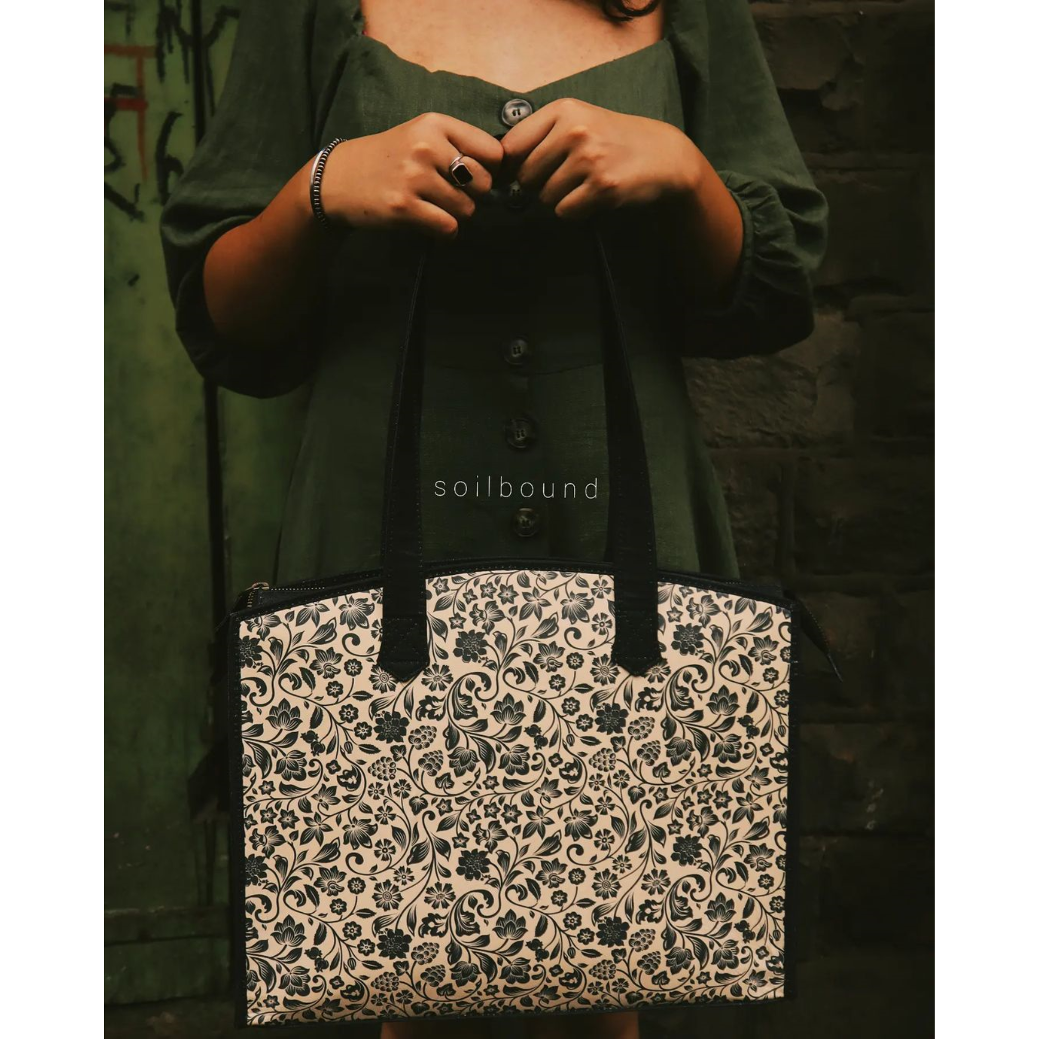 THE BLOOM TOTE